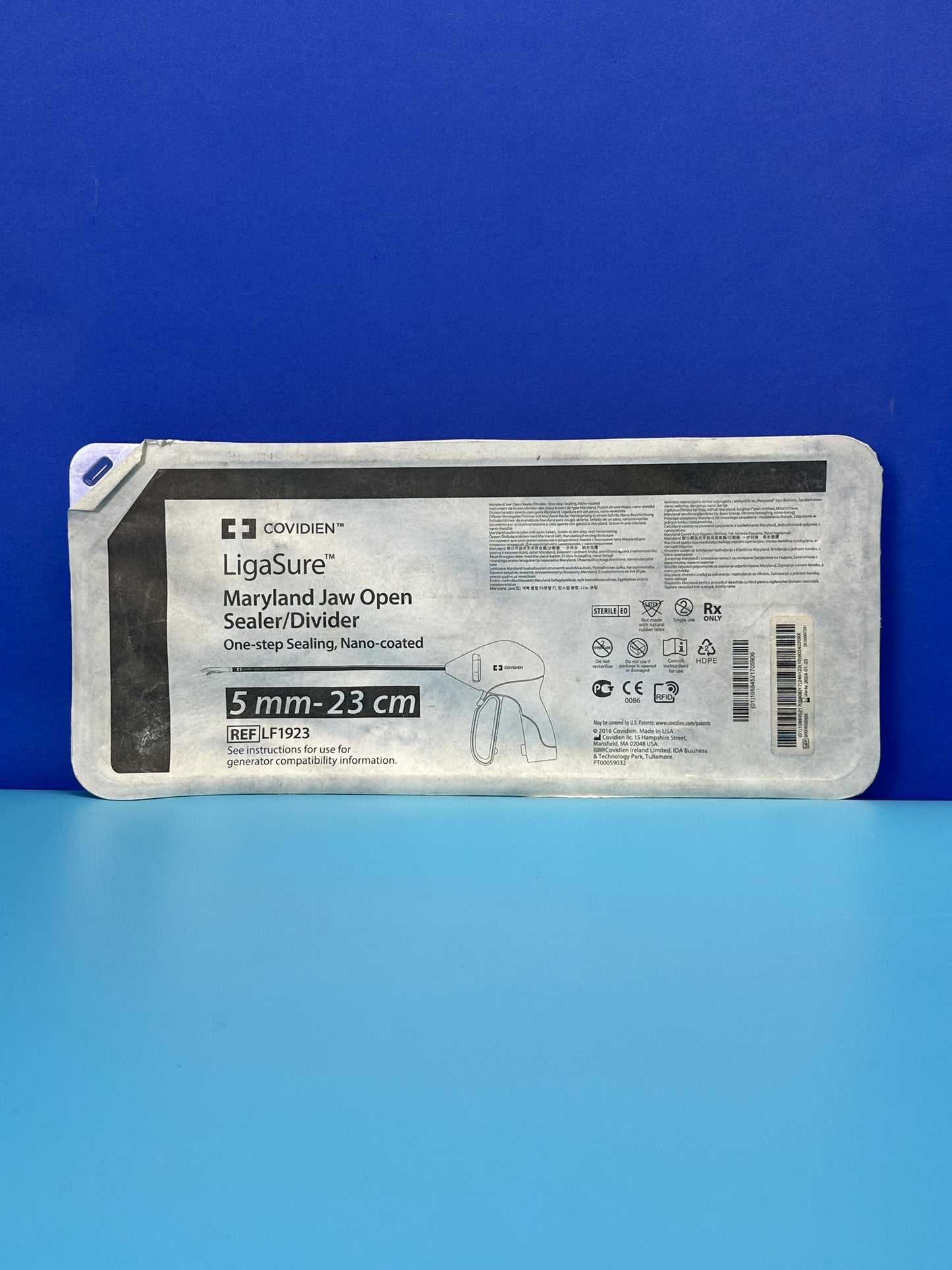 LigaSure™ Maryland jaw open sealer divider is compatible with ForceTriad and FT10 energy platform