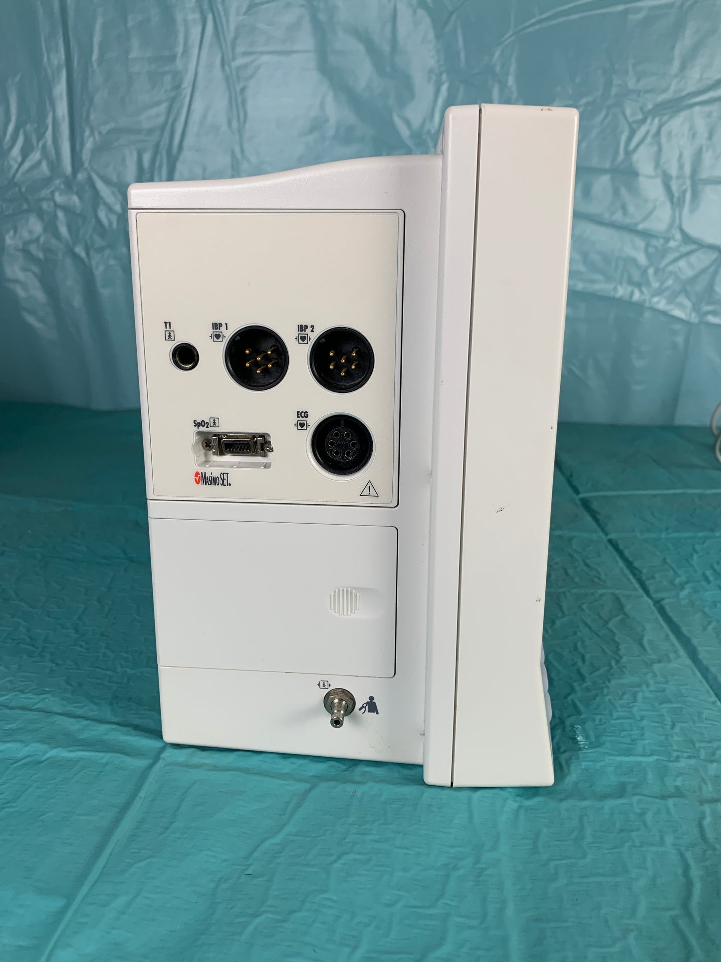 Datascope Passport 2 with CO2, 3 Lead ECG, SpO2, Printer, NIBP , port and connector