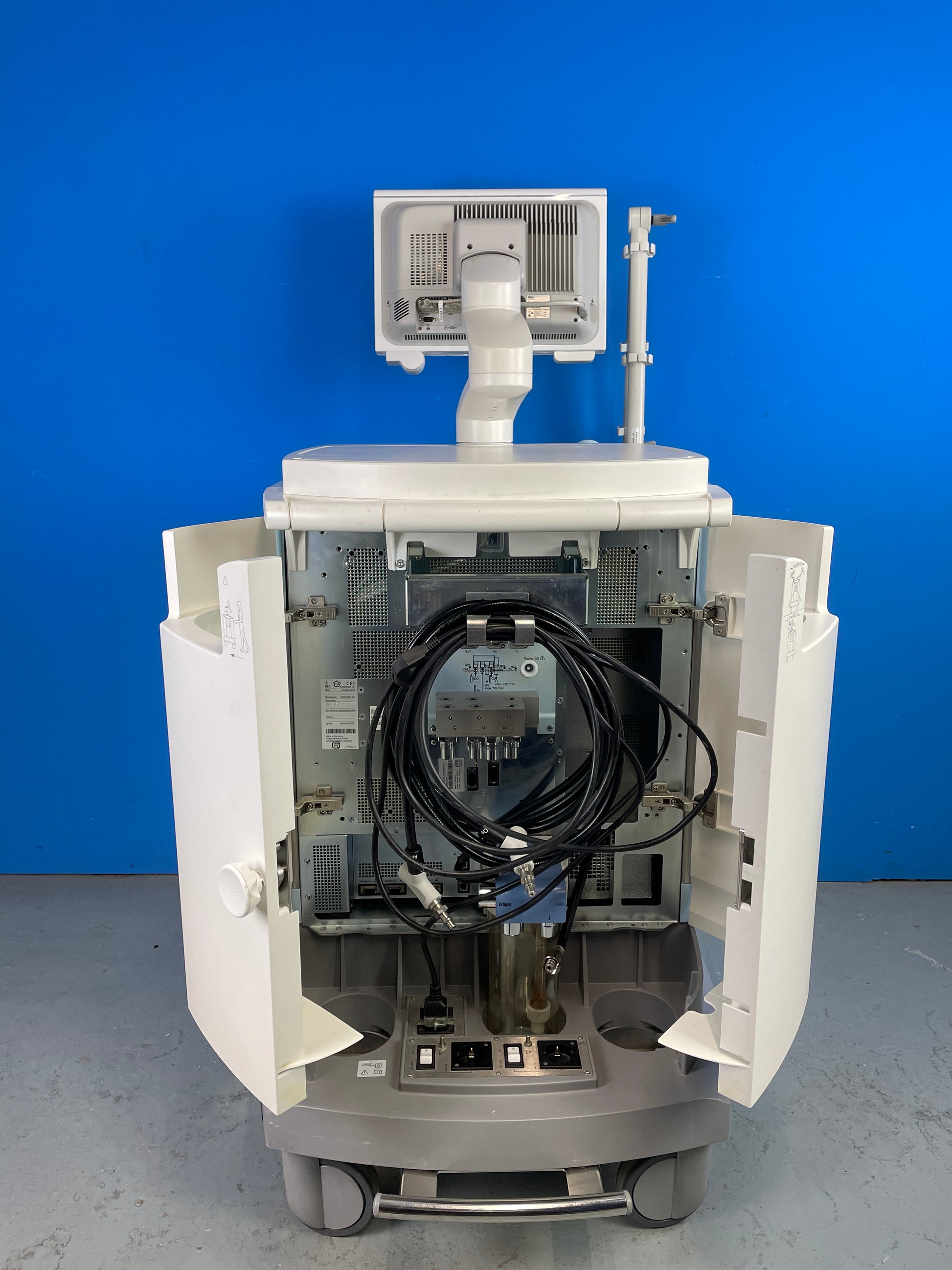 Drager Zeus Immediately change over to cylinder supply in the event of a central gas supply failure: