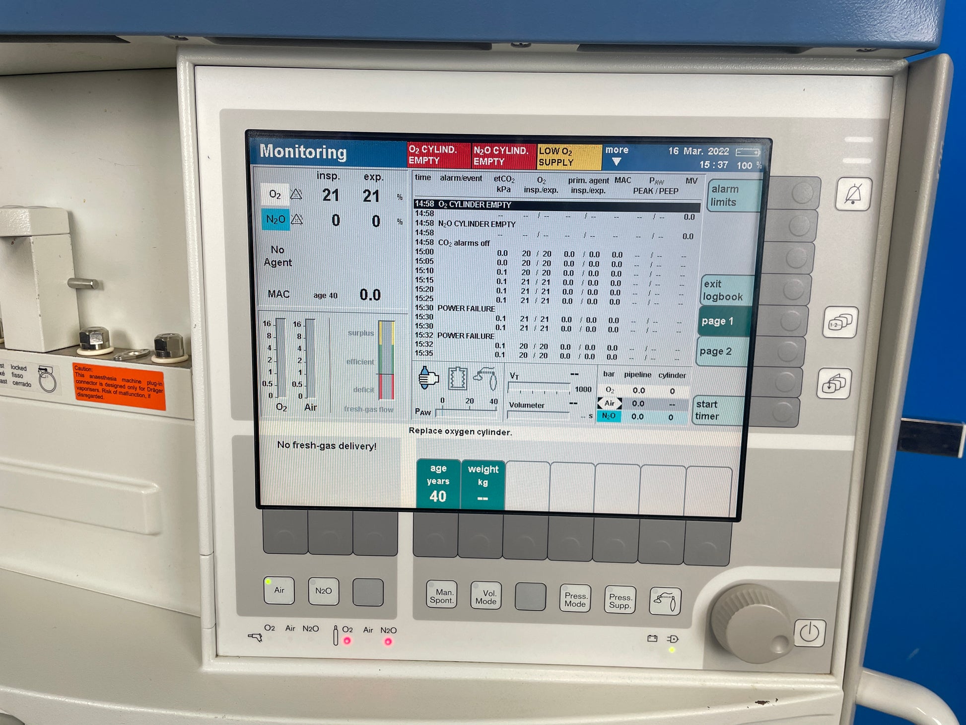 All the settings are entered on the screen using the appropriate keys and the rotary knob.
