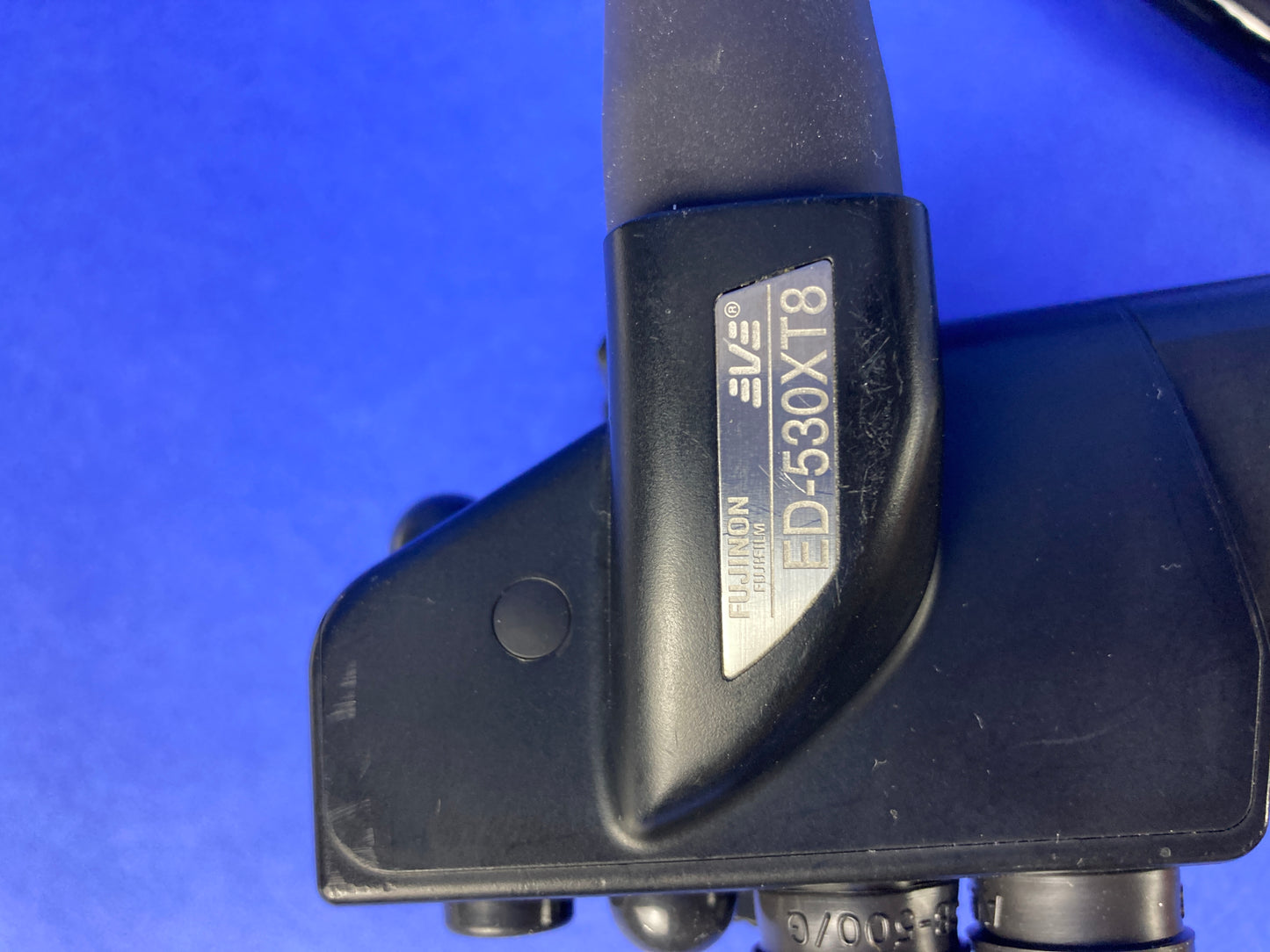 Fujinon ED 530 XT8 Modal number And corporate brand Logo