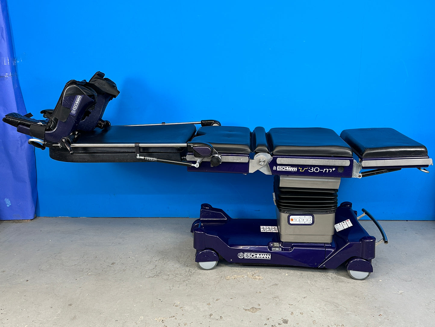 Eschmann T30-M+ Operating theatre Enjoy Complete Confidence with all motorized positions
