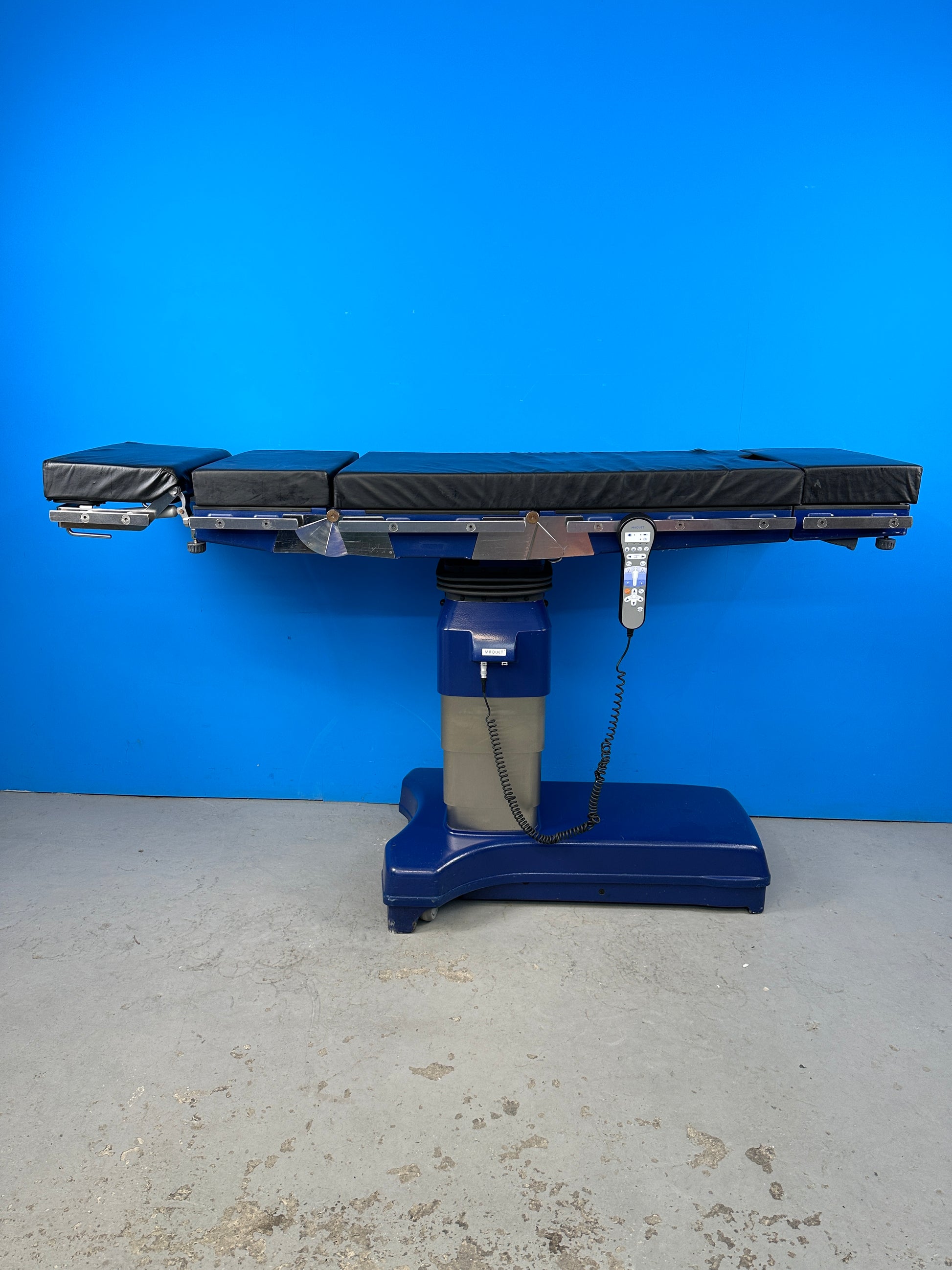AlphaStar can be modified to suit the needs of any surgical discipline in just a few quick steps.
