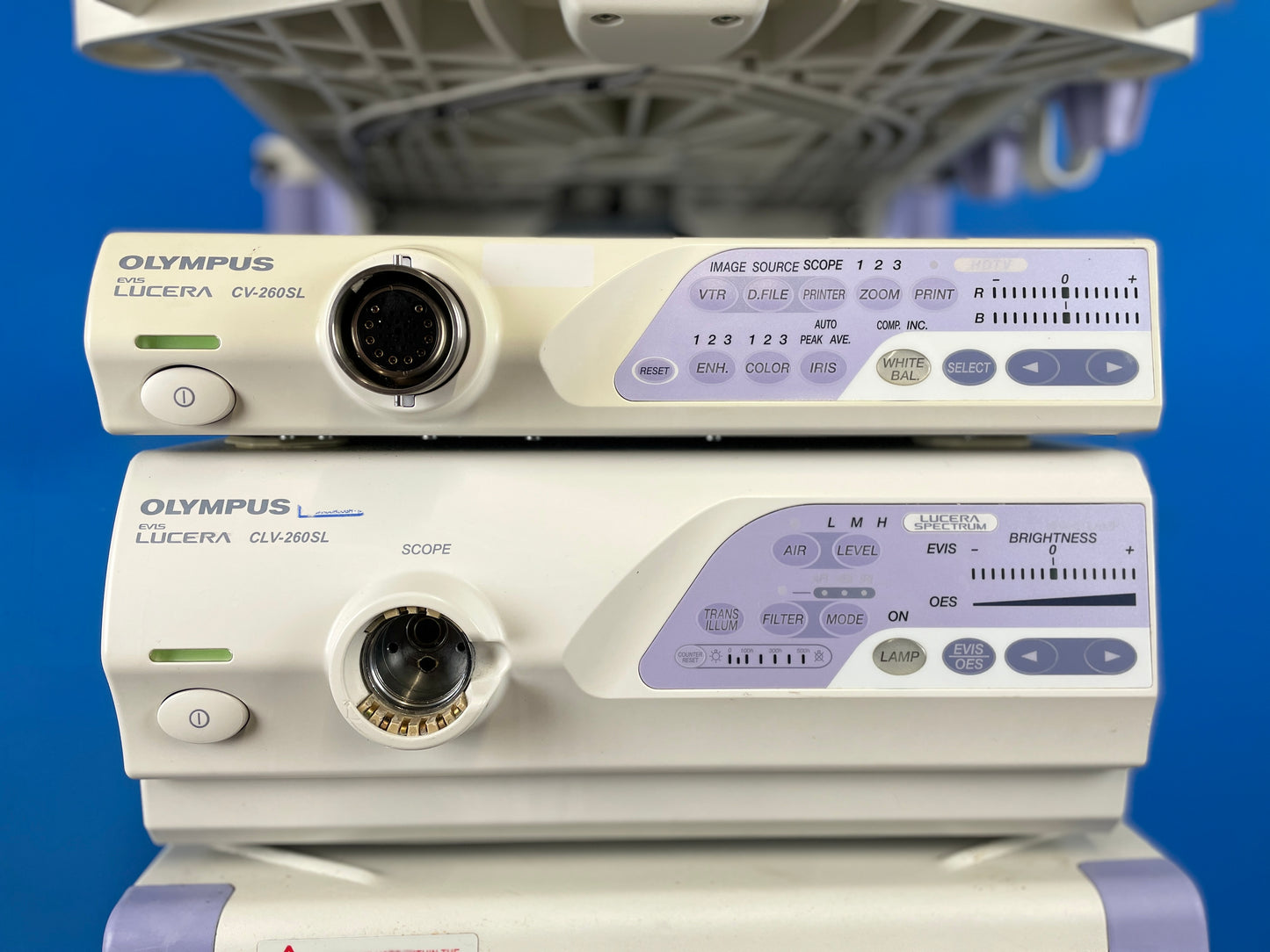 CV-260 processor and CLV-260 light source are built with safety and reliability in mind, with features such as automatic shut-off and overheat protection.