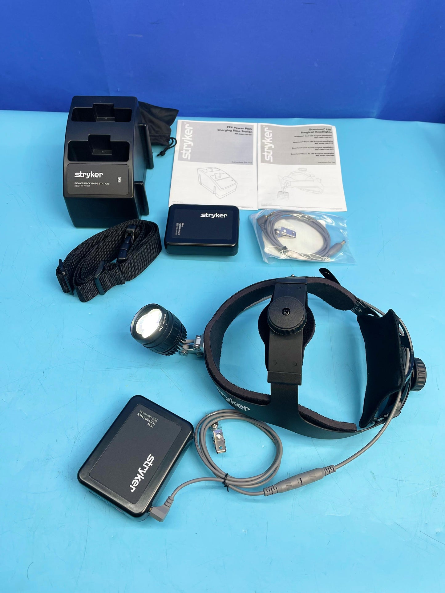 Stryker Quantum Cool LED Surgical Headlight