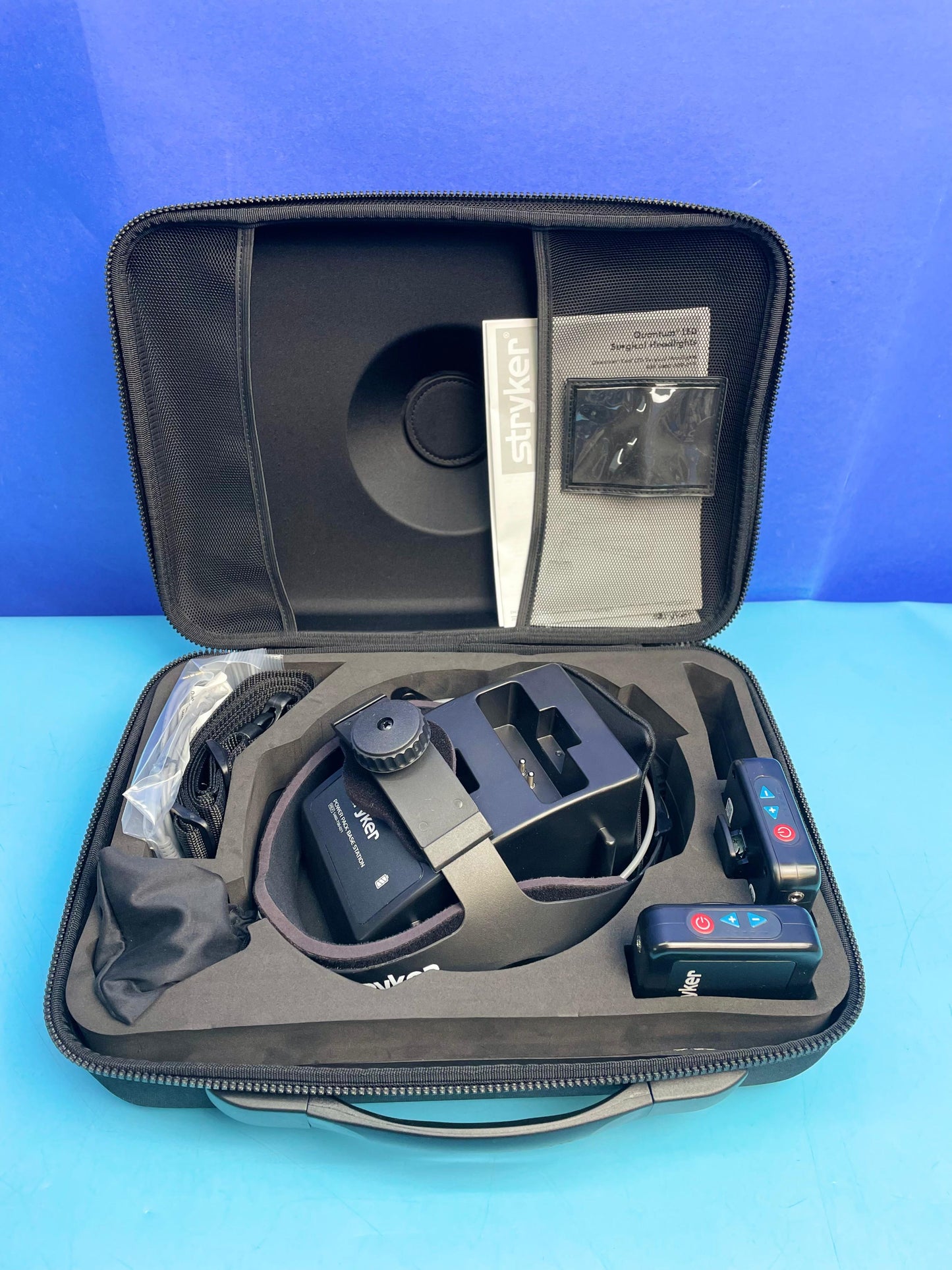 Stryker Quantum Cool LED Surgical Headlight