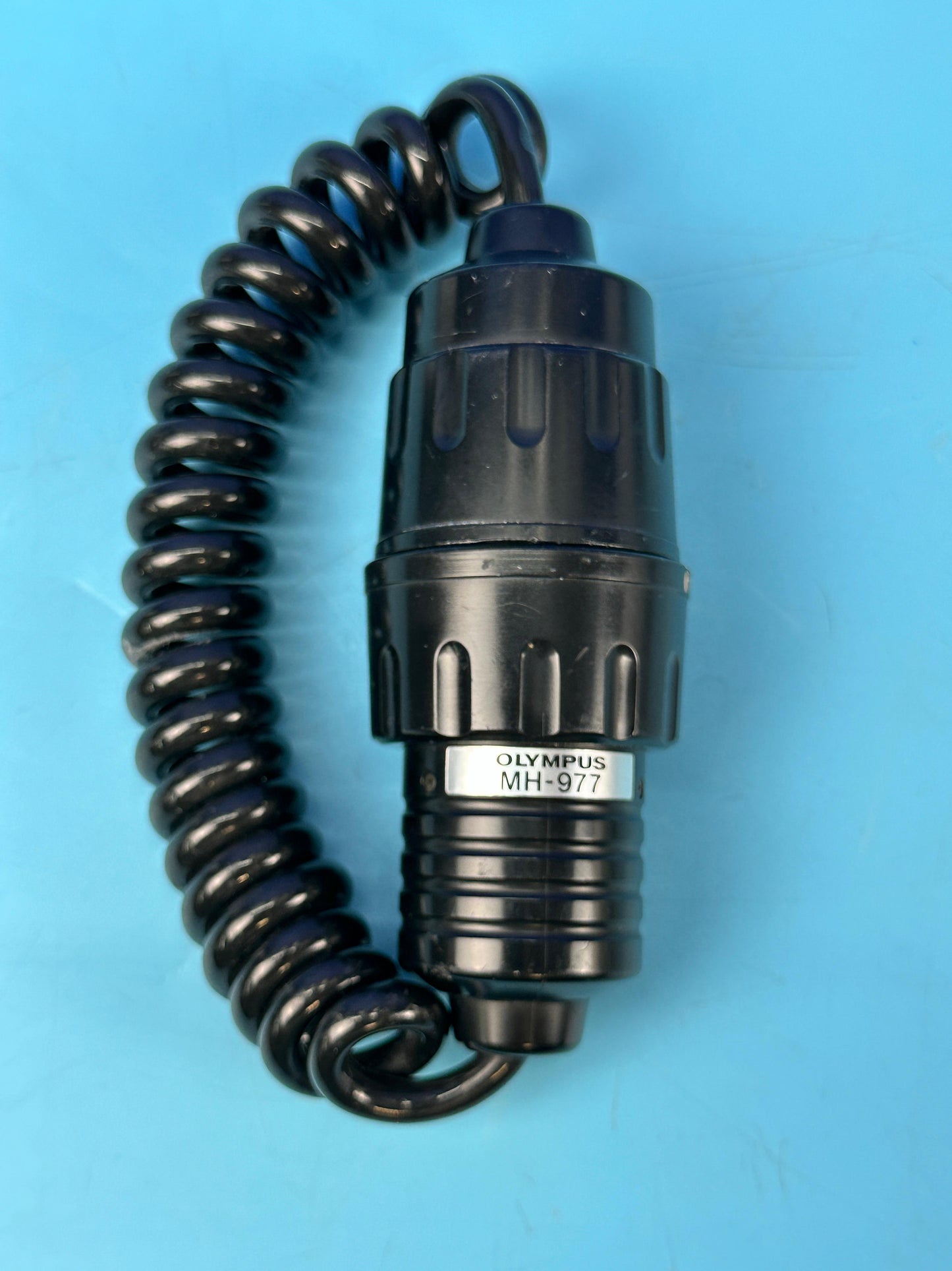 Olympus MH-977 pigtail cable is an essential component for endoscopic procedures, enabling the connection and transmission of high-quality images.