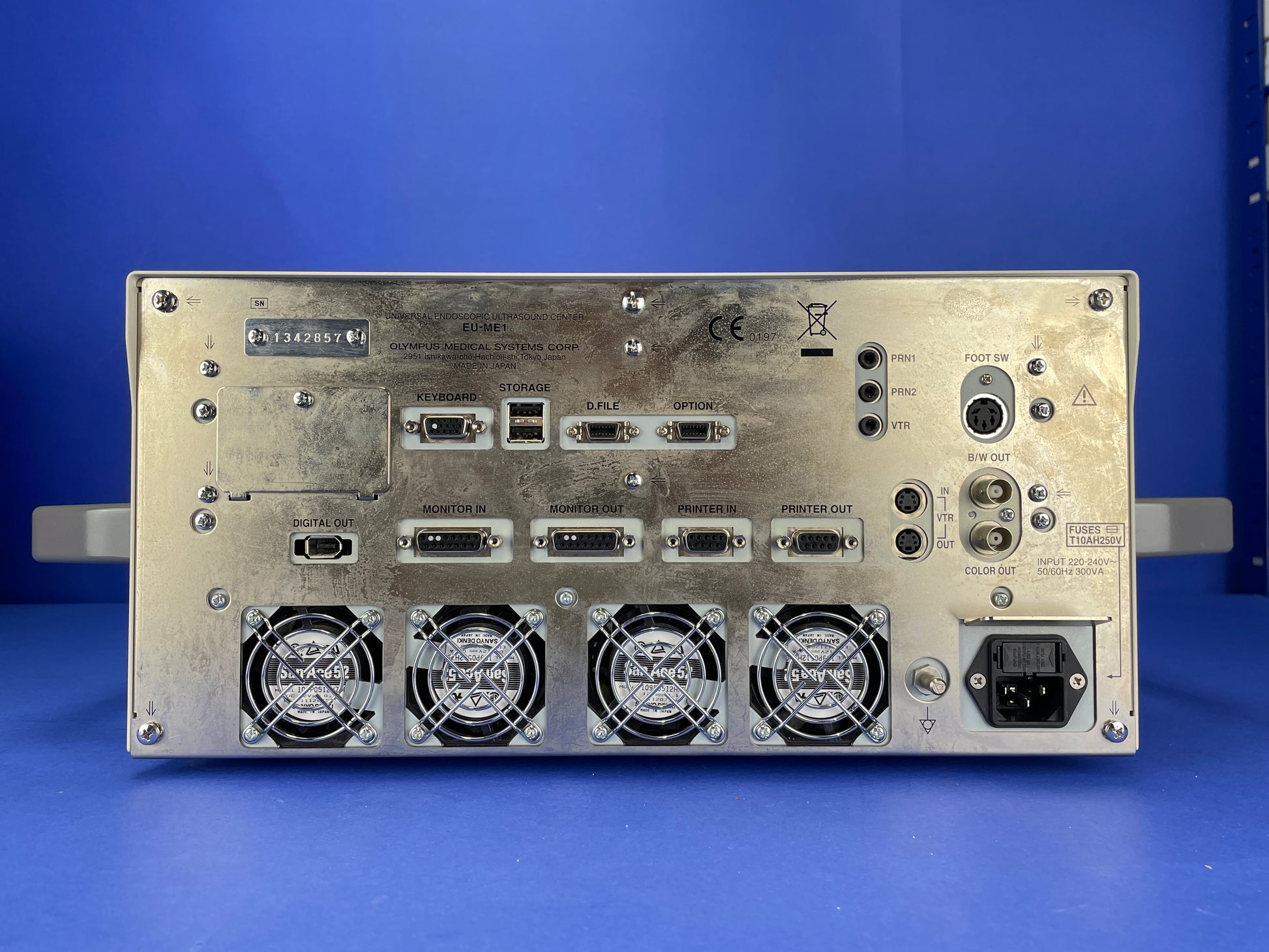 EU-ME1 is compatible with most Olympus ultrasound endoscopes and miniature probes.