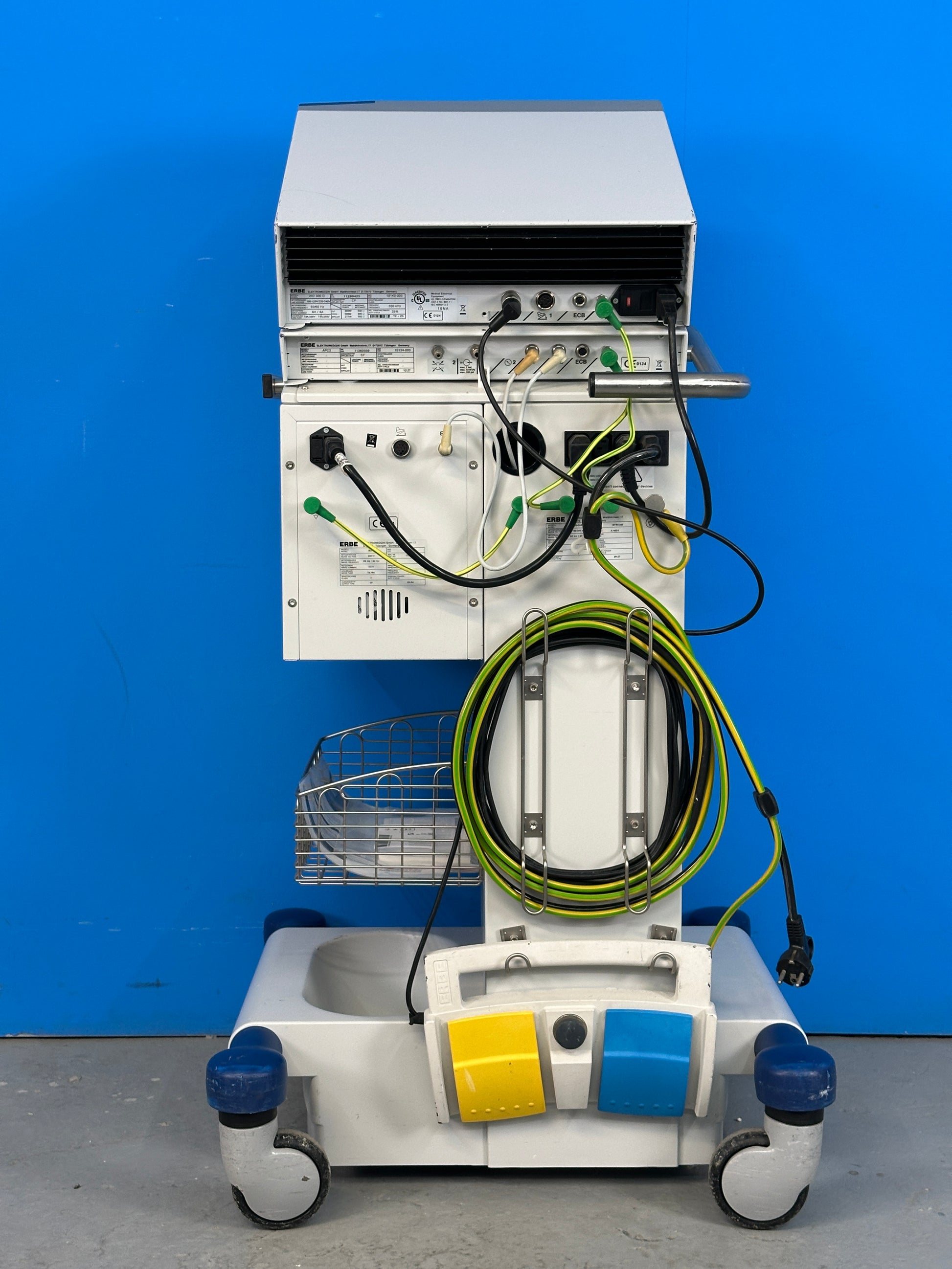 Erbe VIO 300d rear side view and showing detail of the diathermy