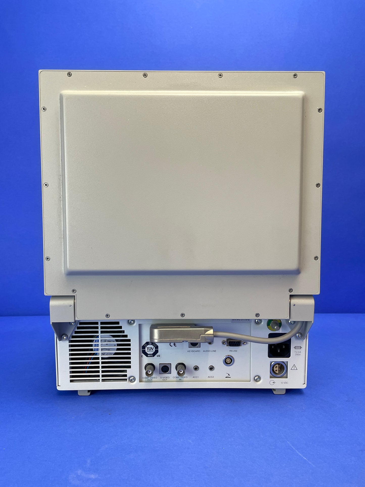 Can be connected to rigid as well as flexible and single use endoscopes