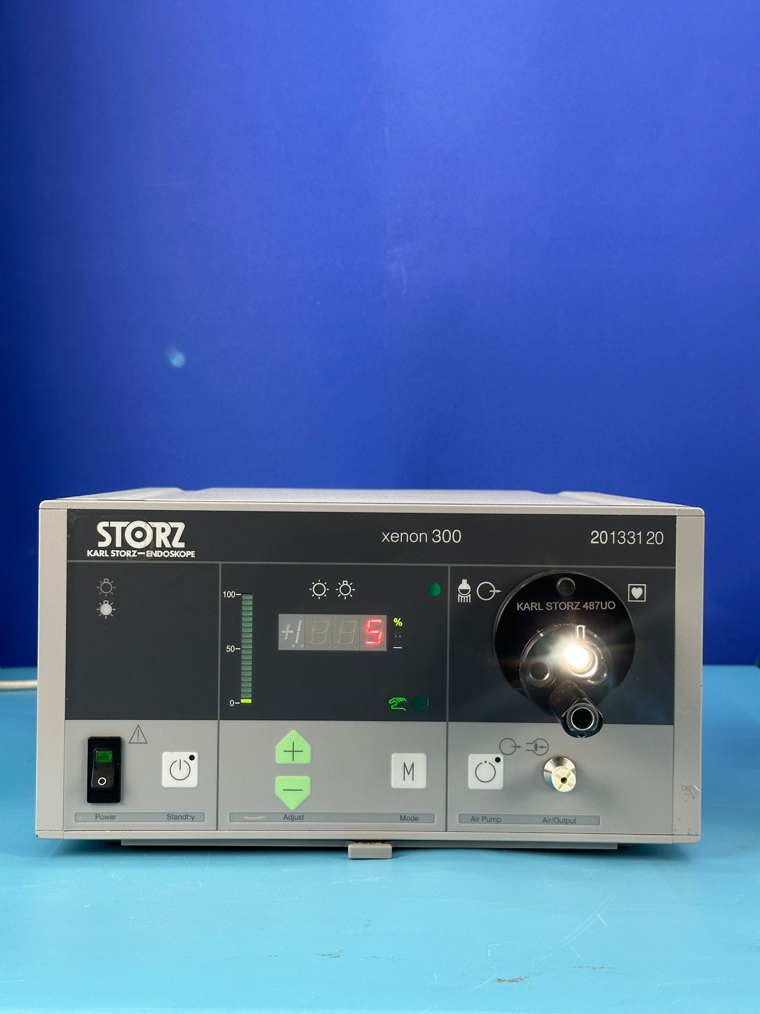 Storz Xenon 300 Light Source is a 300 watt xenon arc surgical endoscope medical bulb with a parabolic reflector.