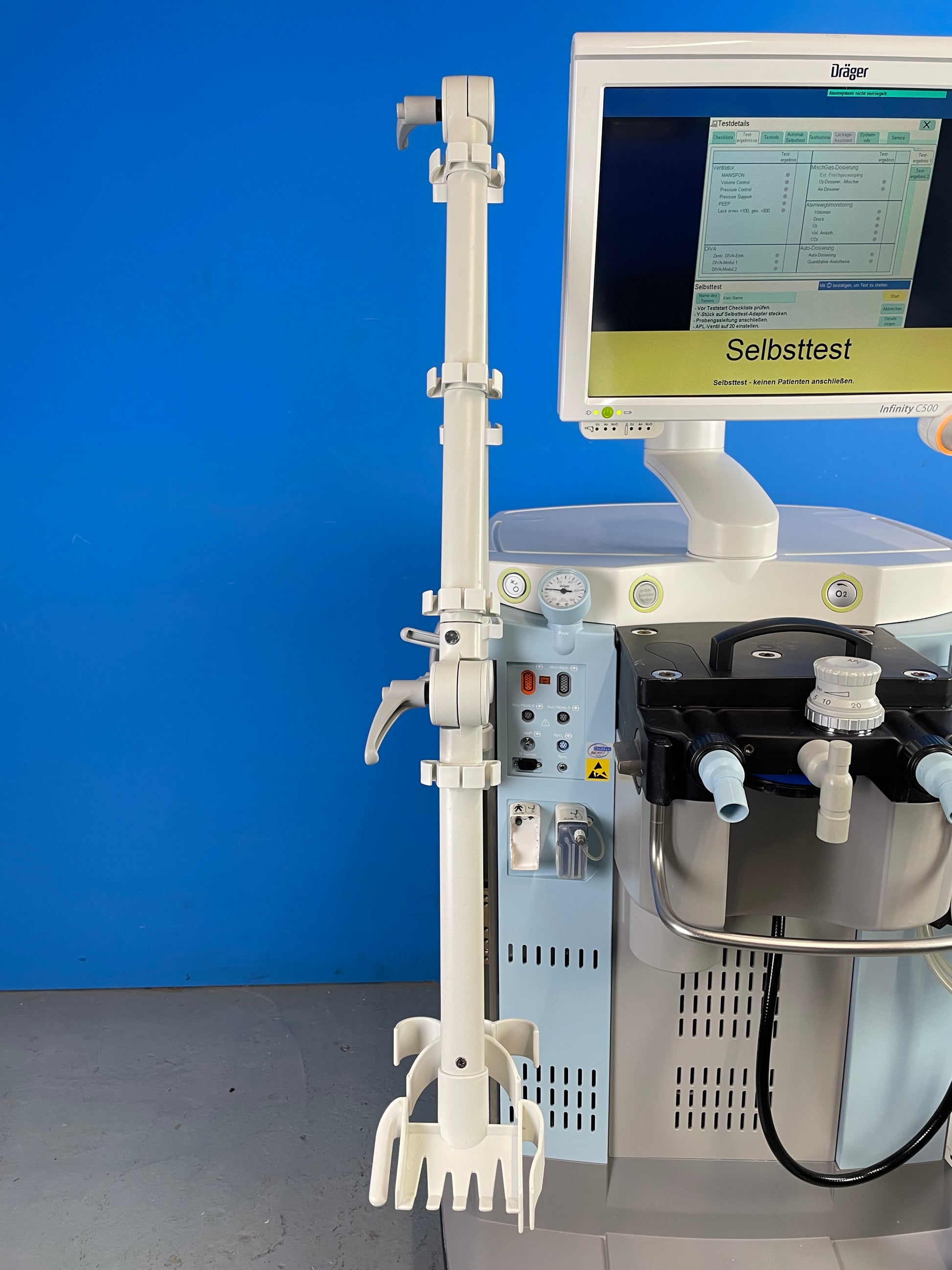 Zeus IE can be equipped with the following options which can enhance lung-protective ventilation