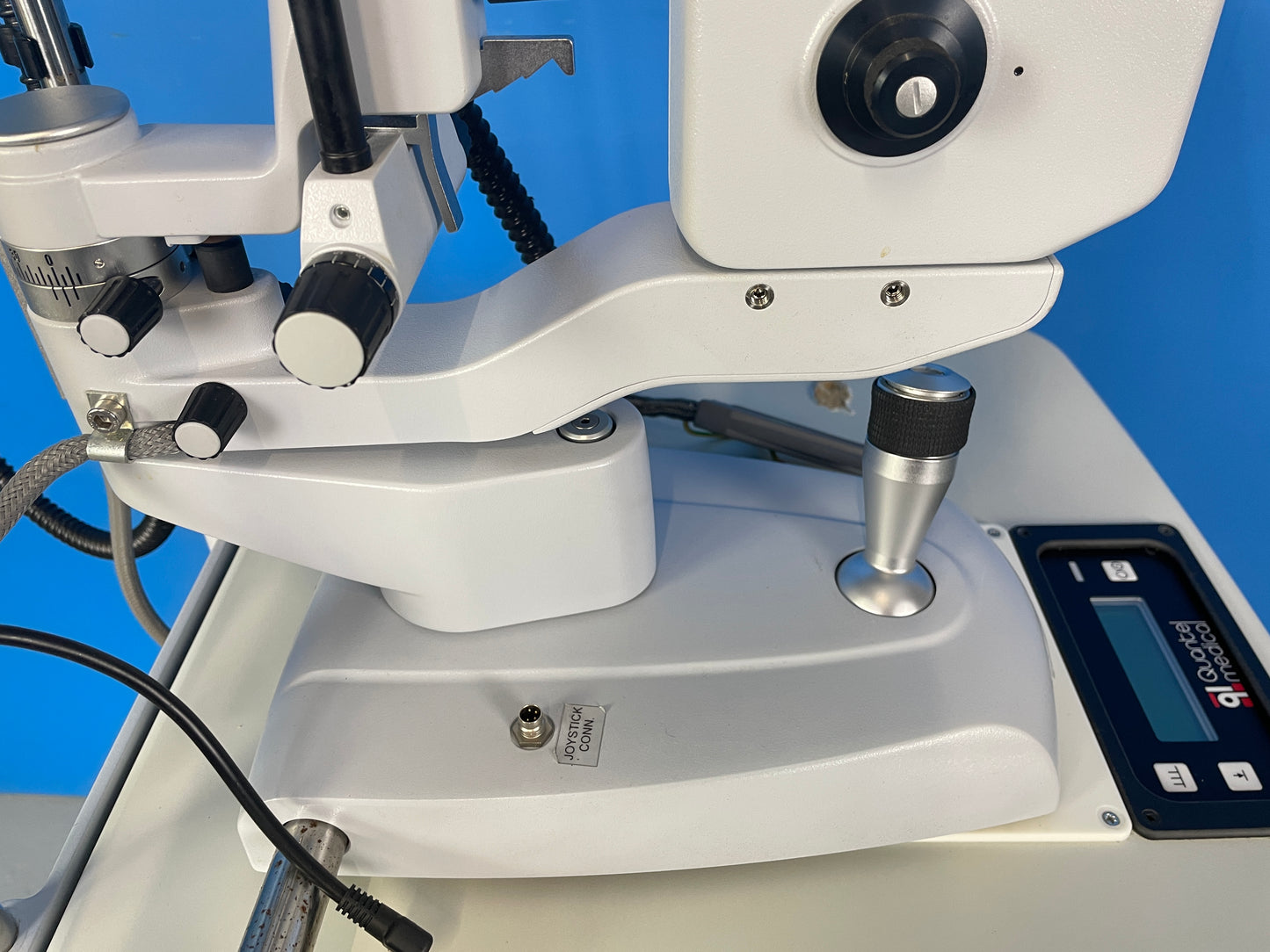 Laser de cataracte et de glaucome Quantel Medical Optimis II incluant SLT (laser sélectif) Solutis