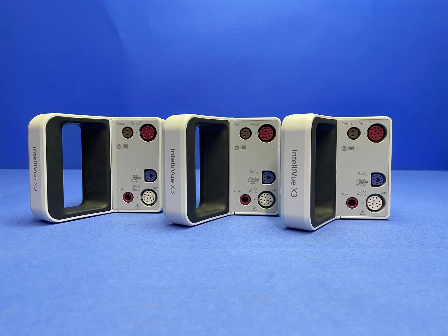 Philips Intellivue X3 with Module that shows different Parameters