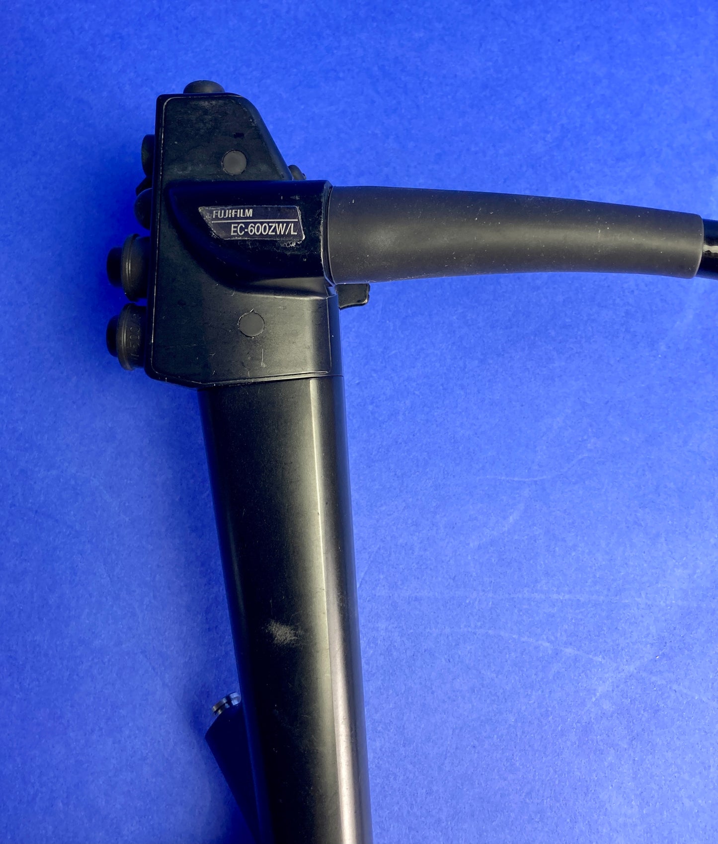 Rear side of control knob Universal cord