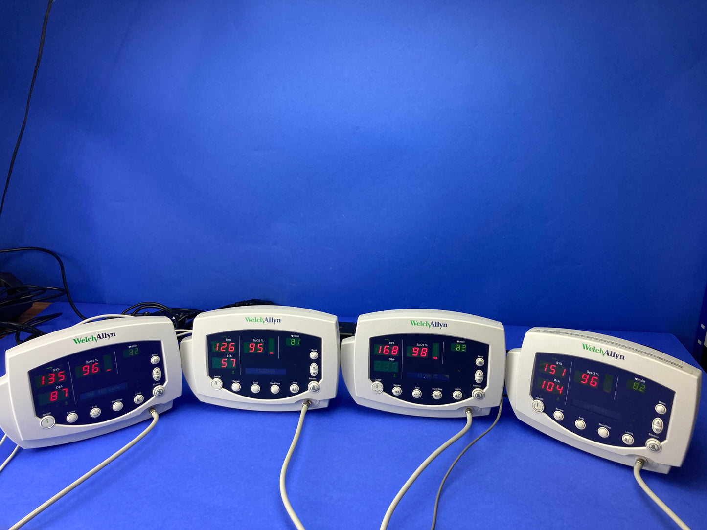 Moniteur de signes vitaux Welch Allyn 53N00