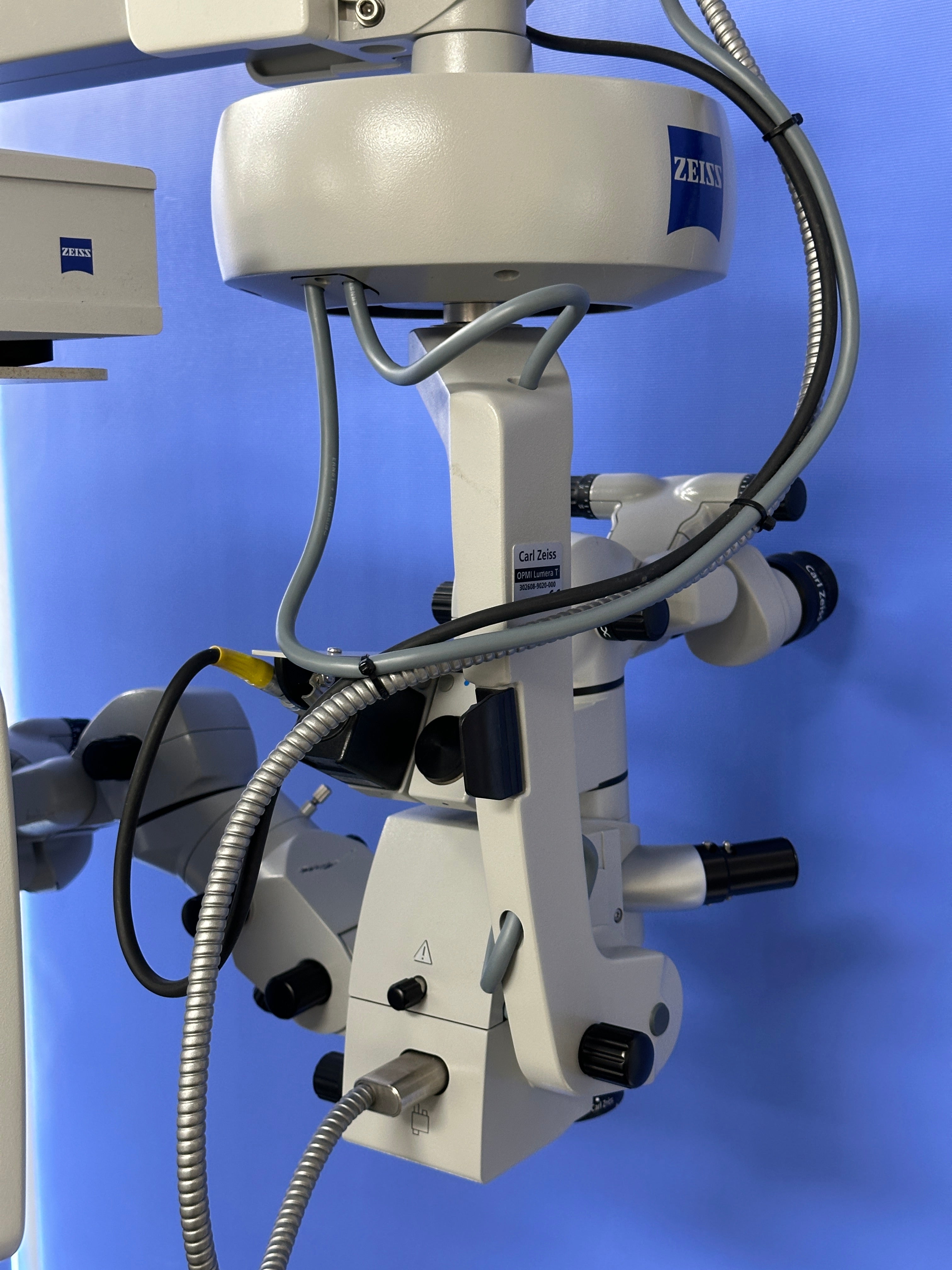 Lumera Microscope Zeiss OPMI Lumera T Dual Operated Surgical Microscope on S8 Base Unit ...