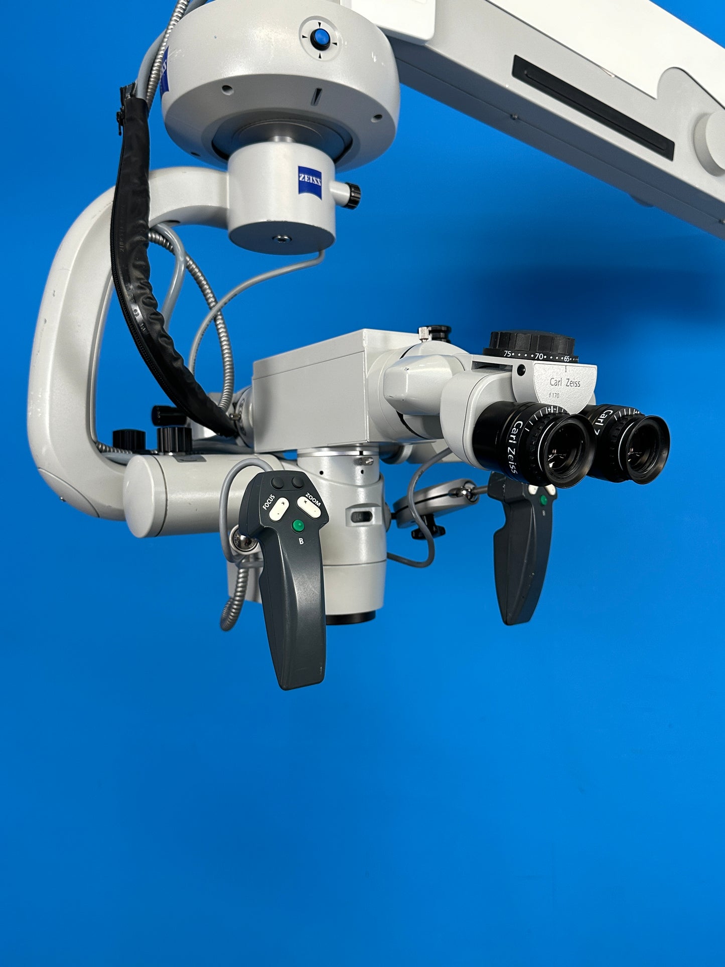 Zeiss OPMI VARIO Operating Microscope on S8 Base