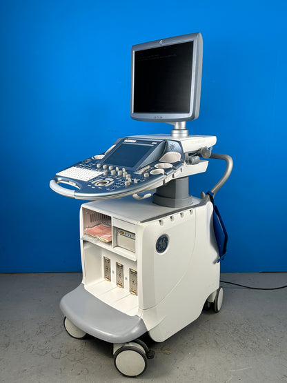 E8 has 67,584 image processing channels and the Voluson E6 has 33,792 ultrasound imaging channels.