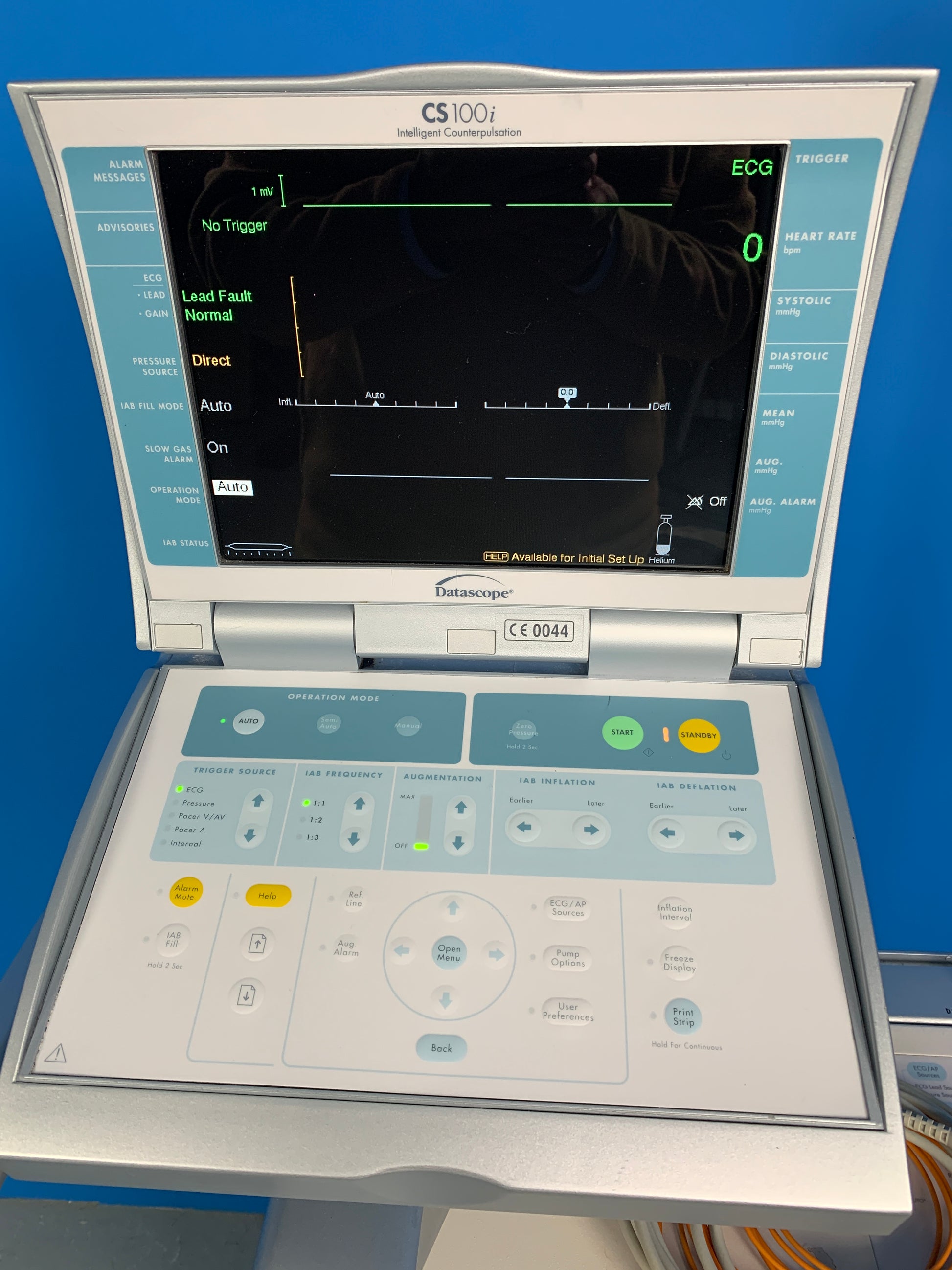 CS300 has true one-button start-up. Simply push one button to initiate therapy. CS300 provides comprehensive HELP SCREENS with easy to followstep-by-step instructions on set-up as well as alarm and advisory conditions , LCD display screen is in good working condition , good pressure and ECG graphic waveforms were displayed with parameter values corresponding to that set on the simulator.